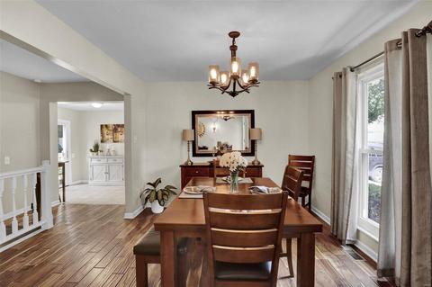704 Shallowford Dr, Ballwin, MO 63021 photo 5