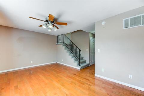 855 Portsdown Rd, Ballwin, MO 63011 photo 4