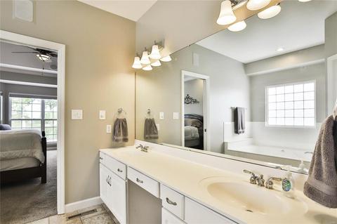 137 Roehampton Ln, Weldon Spring, MO 63304 photo 51