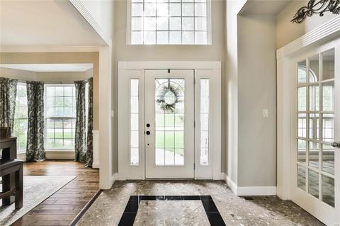137 Roehampton Ln, Weldon Spring, MO 63304 photo 8