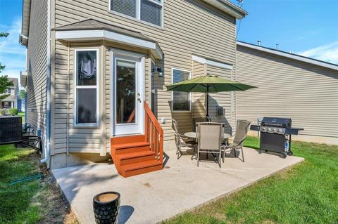 306 Burning Brook Dr, O'fallon, MO 63366 photo 9