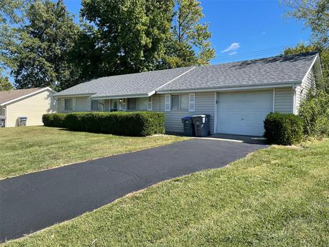 22 Saint Paul Ct, O'fallon, MO 63366 photo 2