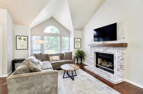 1001 Oak Glen Cir, Ballwin, MO 63021 photo 5