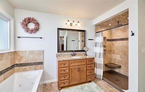 1001 Oak Glen Cir, Ballwin, MO 63021 photo 33