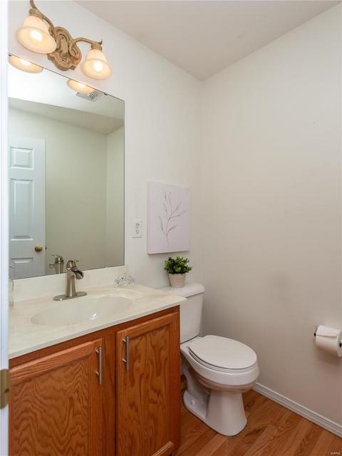 1316 Kiefer Bluffs Dr, Ballwin, MO 63021 photo 22