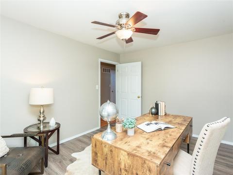 1316 Kiefer Bluffs Dr, Ballwin, MO 63021 photo 11