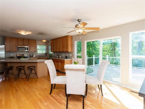 1316 Kiefer Bluffs Dr, Ballwin, MO 63021 photo 19