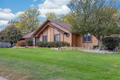 127 Double Eagle Dr, Saint Charles, MO 63303 photo 3