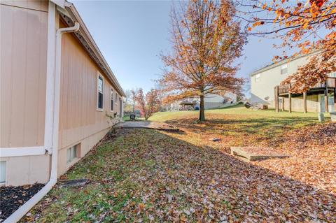 201 Maple Point Dr, Saint Charles, MO 63304 photo 22