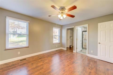201 Maple Point Dr, Saint Charles, MO 63304 photo 12
