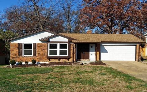 1677 Sunnyridge Rd, Ellisville, MO 63011 photo 1