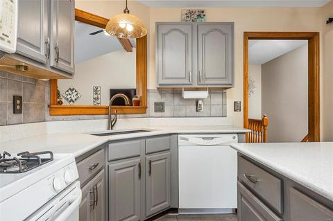 16 Pinehurst Ridge Ct, O'fallon, MO 63366 photo 13