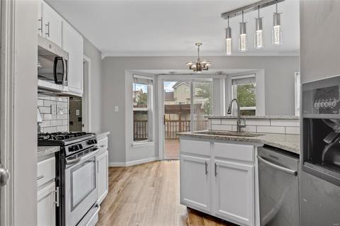 2391 Eagle Forest Dr, Saint Charles, MO 63303 photo 8