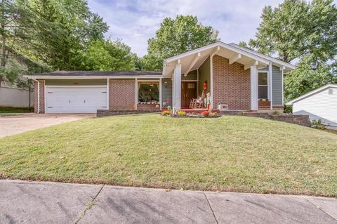 1185 Greenmar Dr, Fenton, MO 63026 photo 1