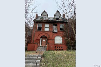 4129 Enright Ave, Saint Louis, MO 63108