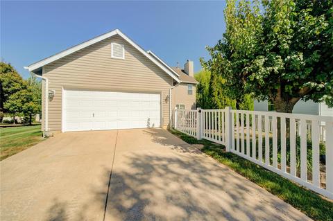 688 Rolling Thunder Dr, O'fallon, MO 63368 photo 21