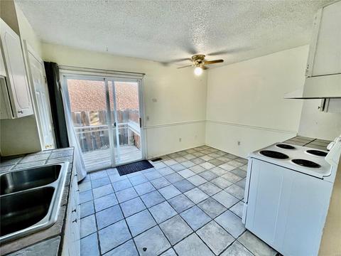 2502 Lowell Ln, O'fallon, MO 63368 photo 4