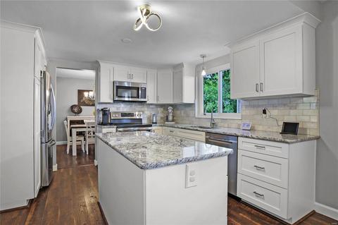 1508 Greenfield Crossing Ct, Ballwin, MO 63021 photo 12