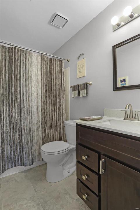 1508 Greenfield Crossing Ct, Ballwin, MO 63021 photo 22