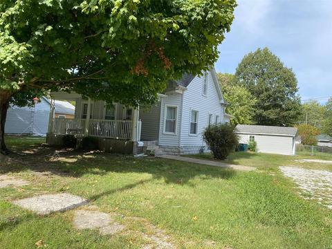 Single Family Homes for Sale in Nokomis IL