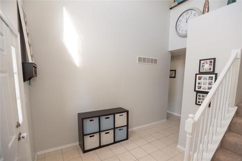 975 Rolling Thunder Dr, O'fallon, MO 63368 photo 3