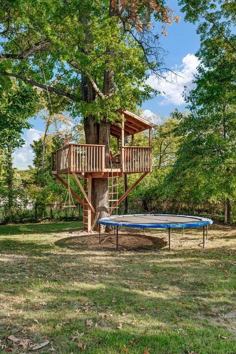 406 Wyncrest Dr, Ballwin, MO 63011 photo 30