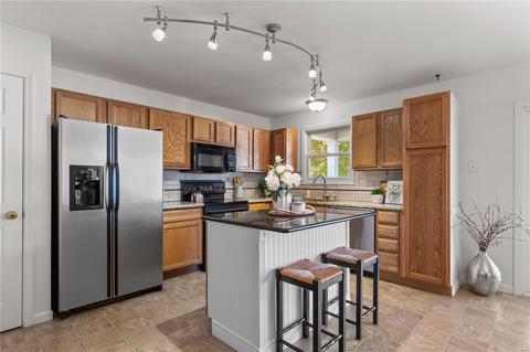 483 Chatham Dr, O'fallon, MO 63366 photo 9