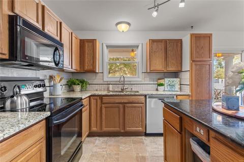 483 Chatham Dr, O'fallon, MO 63366 photo 10