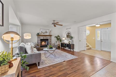 483 Chatham Dr, O'fallon, MO 63366 photo 2