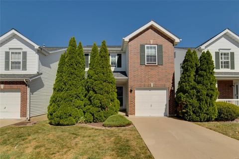 301 Tyndale Dr, O'fallon, MO 63366 photo 2