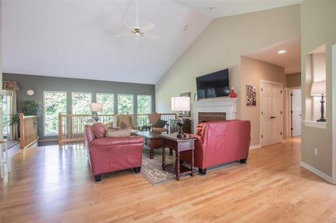 690 Clifden Dr, Weldon Spring, MO 63304 photo 10