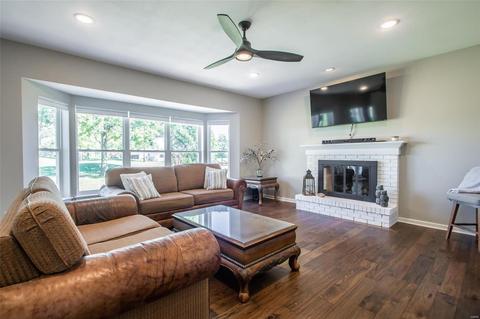 134 Roehampton Ln, Weldon Spring, MO 63304 photo 35