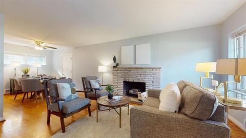 208 E Glendale Rd, Saint Louis, MO 63119 photo 4