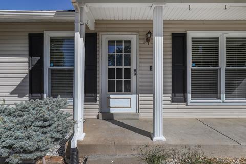 1361 Half Moon Dr, O'fallon, MO 63366 photo 2