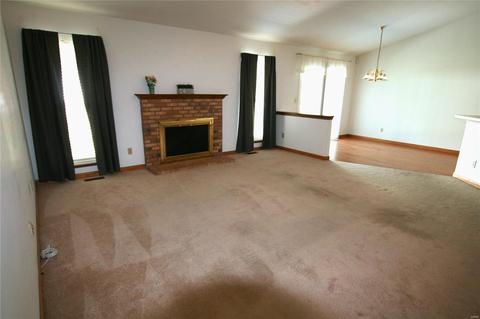 9 Royalltrail Ct, O'fallon, MO 63368 photo 3