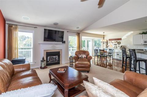 200 Montecito Ter, St. Peters, MO 63304 photo 11