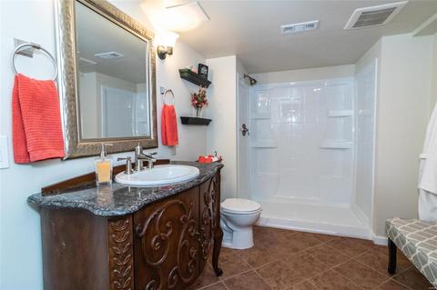 200 Montecito Ter, St. Peters, MO 63304 photo 33