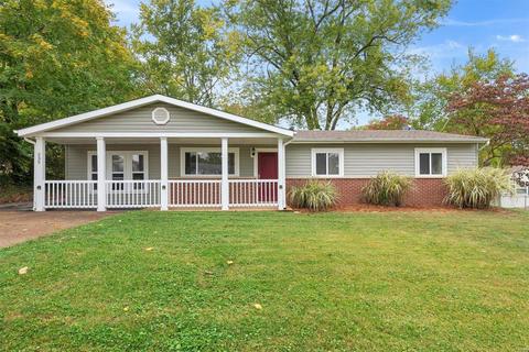 239 Howard Dr, Ballwin, MO 63021 photo 1