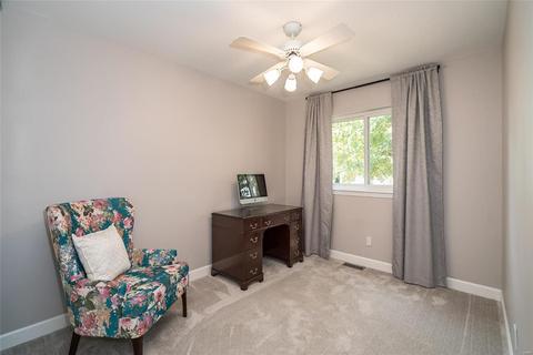 365 Napoli Ct, Ballwin, MO 63021 photo 11