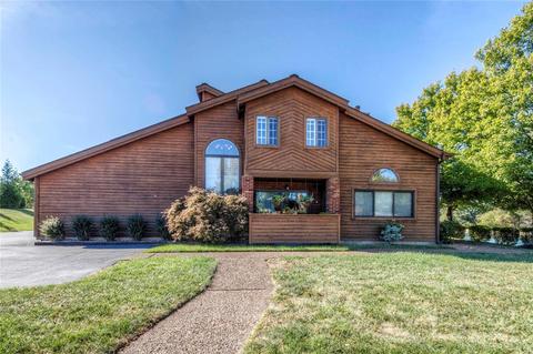 701 Hemingway Ln, Weldon Spring, MO 63304 photo 1