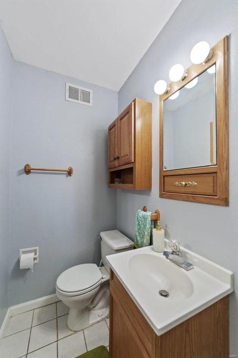 501 Eggering Dr, O'fallon, MO 63366 photo 23
