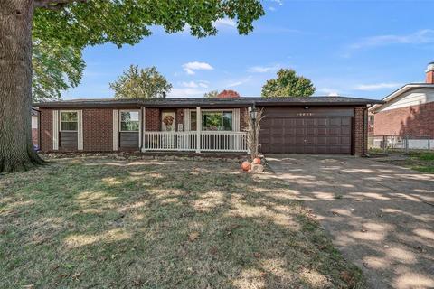 3231 Gwengreen Dr, Bridgeton, MO 63044 photo 2