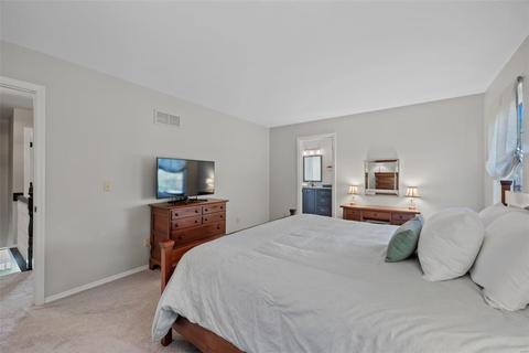 2810 Barrett Pines Ln, Ballwin, MO 63021 photo 21