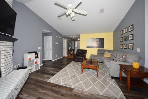 130 Hunters Lake Ct, Eureka, MO 63025 photo 4