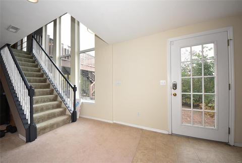130 Hunters Lake Ct, Eureka, MO 63025 photo 27