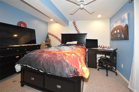 130 Hunters Lake Ct, Eureka, MO 63025 photo 33