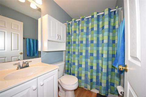 130 Hunters Lake Ct, Eureka, MO 63025 photo 25