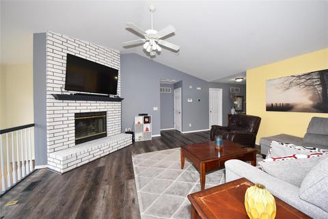 130 Hunters Lake Ct, Eureka, MO 63025 photo 8