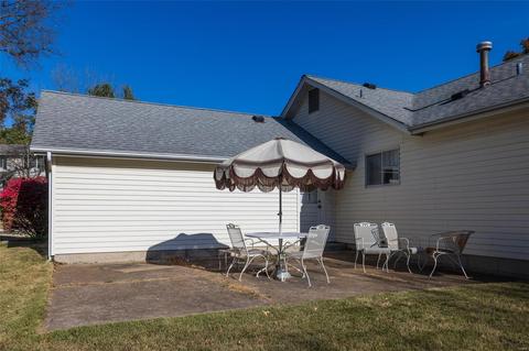 705 Stone Canyon Dr, Manchester, MO 63021 photo 8