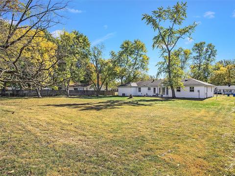 437 Essen Ln, Ballwin, MO 63021 photo 21